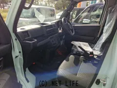 ダイハツ ハイゼットカーゴ