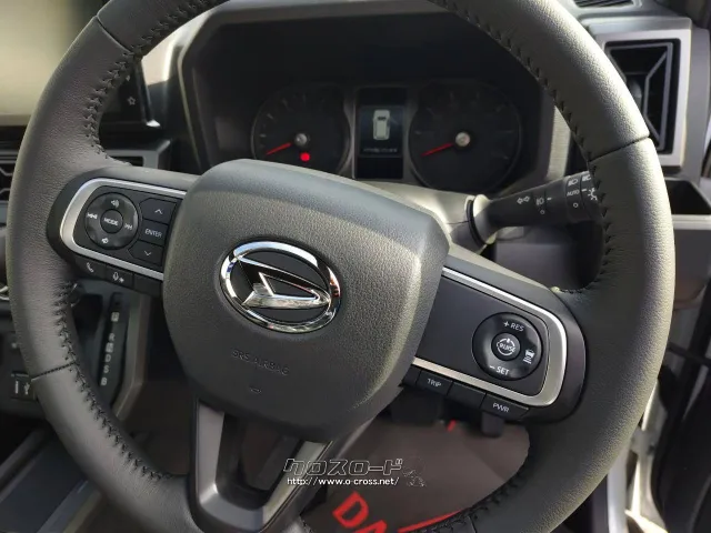 ダイハツ タフト