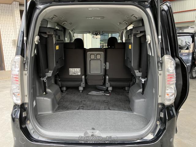 トヨタ ヴォクシー