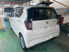 ダイハツ ミライース