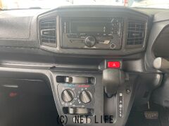 ダイハツ ミライース