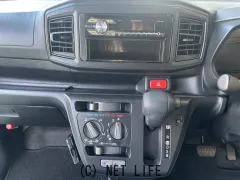 ダイハツ ミライース