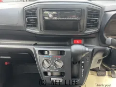 ダイハツ ミライース