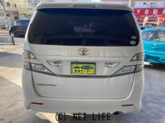 トヨタ ヴェルファイア