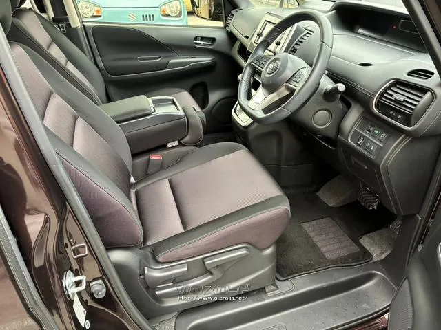 日産 セレナ