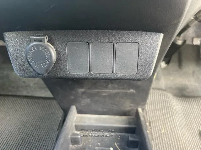 ダイハツ ミライース