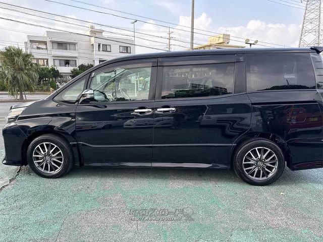 トヨタ ヴォクシー