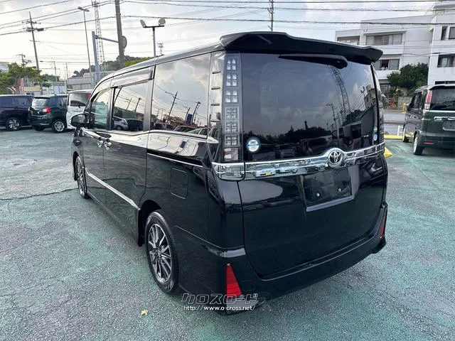 トヨタ ヴォクシー