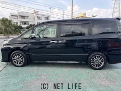 トヨタ ヴォクシー