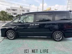 トヨタ ヴォクシー