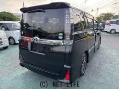 トヨタ ヴォクシー