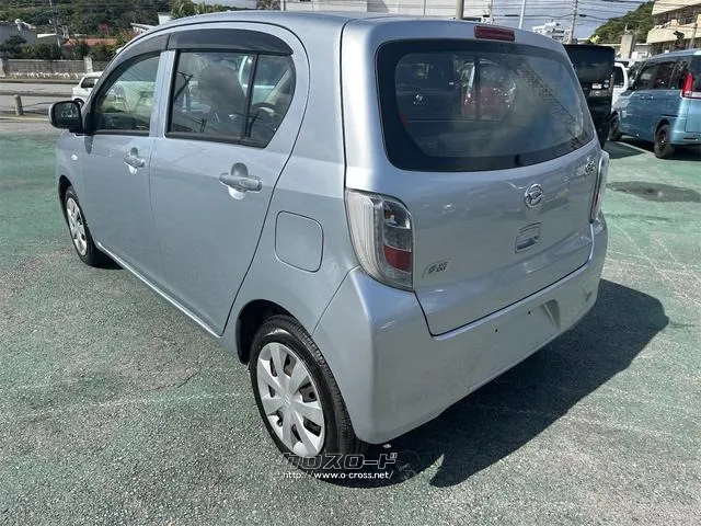 ダイハツ ミライース