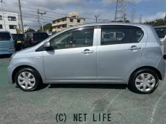 ダイハツ ミライース