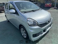 ダイハツ ミライース