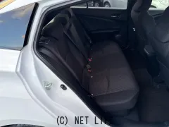 トヨタ プリウス