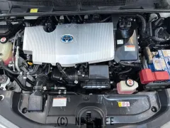 トヨタ プリウス