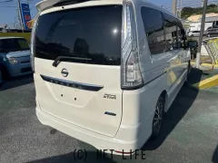 日産 セレナ