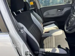 ダイハツ キャスト