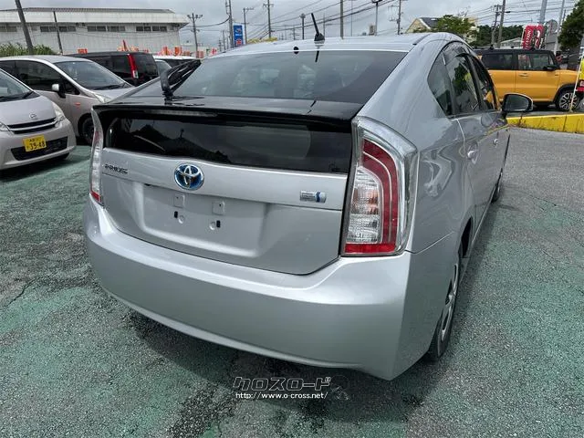 トヨタ プリウス