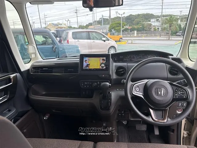 ホンダ N-BOX
