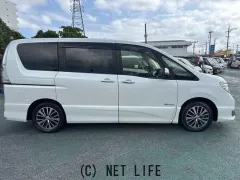 日産 セレナ