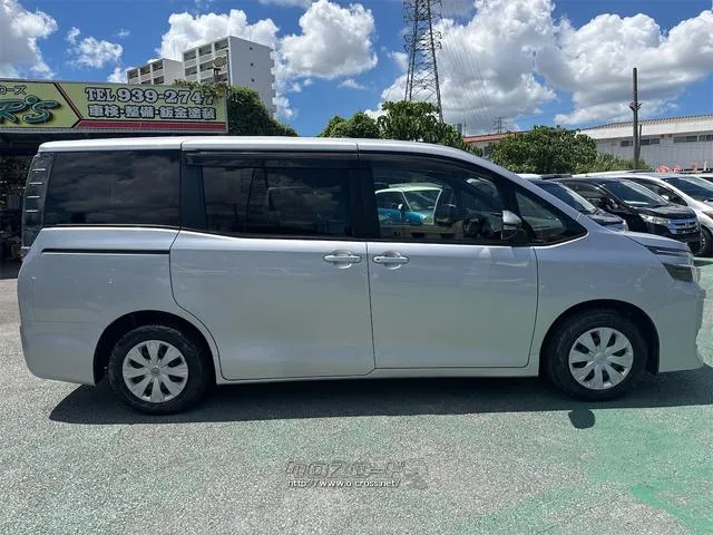 トヨタ ヴォクシー