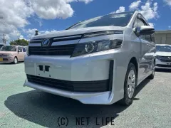 トヨタ ヴォクシー