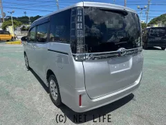 トヨタ ヴォクシー