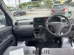 ダイハツ ハイゼットカーゴ