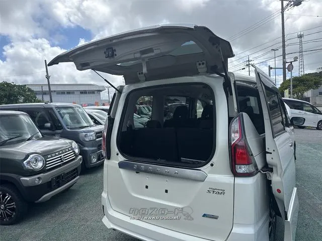 日産 セレナ