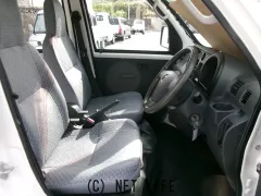 ダイハツ ハイゼットカーゴ