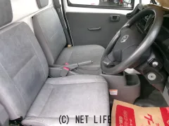 日産 NT100クリッパー