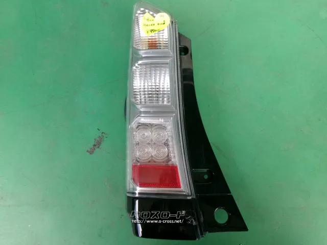 外装・エアロ・N-BOX テールランプ左右・1.98万円・川武自動車・○左右