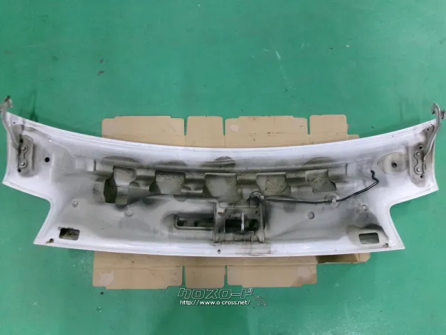 外装・エアロ エブリイ ボンネット