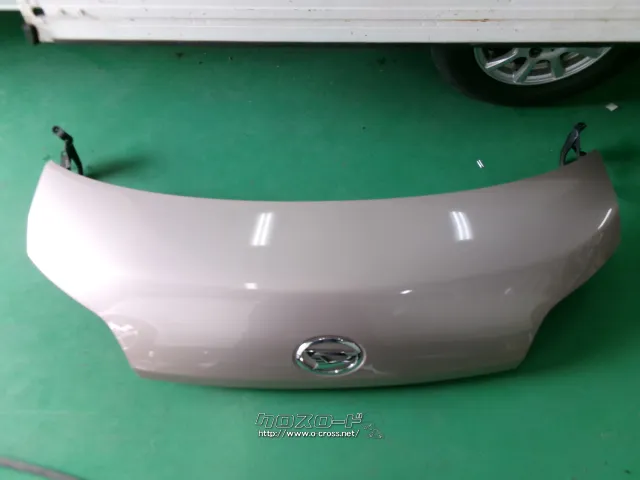 外装・エアロ タント ボンネット