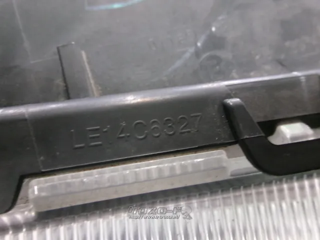 ●LE14C6327 外装・エアロ エブリイ ヘッドライト右