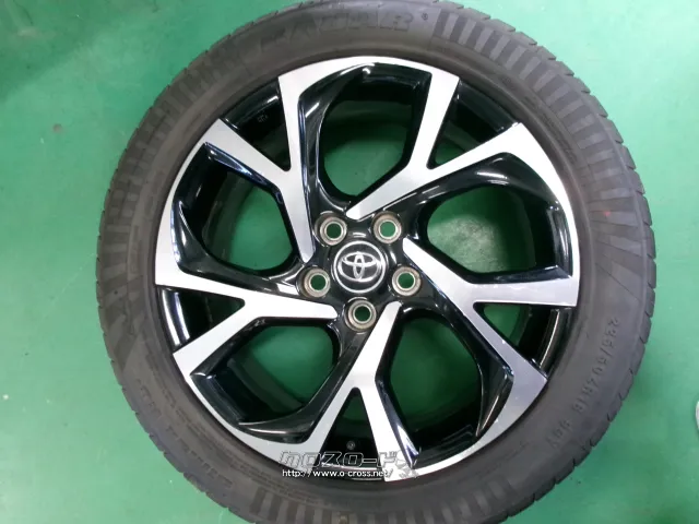 ホイール・タイヤ 18インチ トヨタ純正 225/50ZR18 RADAR