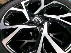 ホイール・タイヤ 18インチ　トヨタ純正　225/50ZR18　RADAR