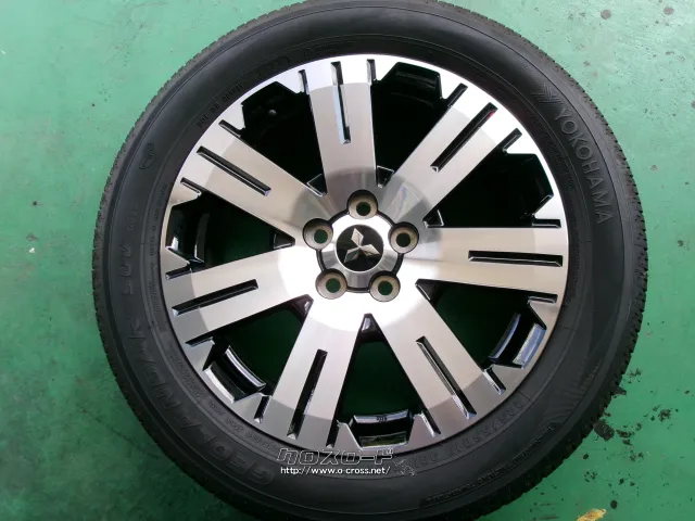 ホイール・タイヤ 18インチ ミツビシ純正 デリカD5 225/55R18 ヨコハマ