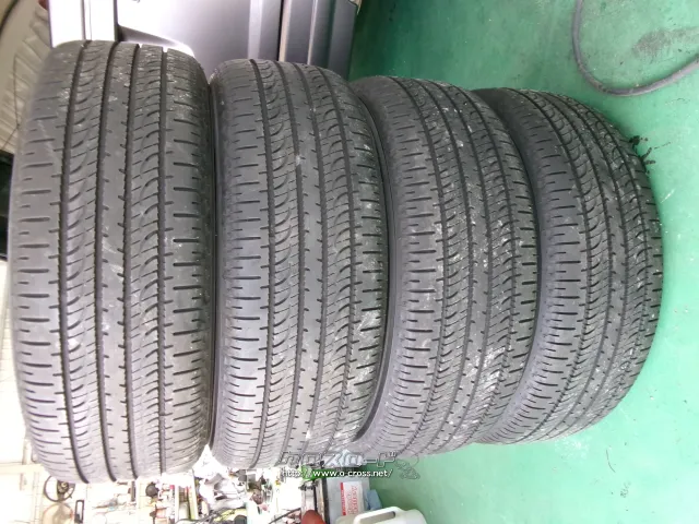 ホイール・タイヤ 18インチ ミツビシ純正 デリカD5 225/55R18 ヨコハマ