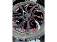 ホイール・タイヤ 225/45ZR18 