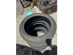 タイヤ 215/45R17