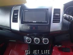 三菱 アウトランダー