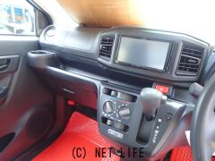 ダイハツ ミライース