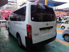 日産 NV350キャラバン