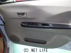 ダイハツ ミライース