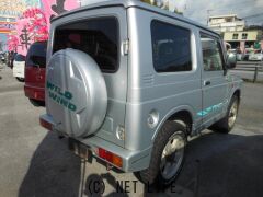 スズキ ジムニー