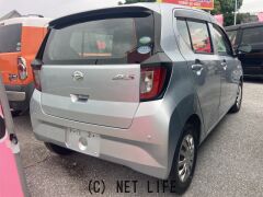 ダイハツ ミライース