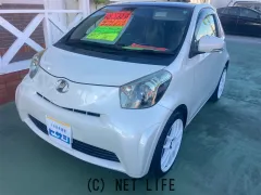 トヨタ iQ