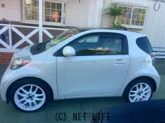 トヨタ iQ